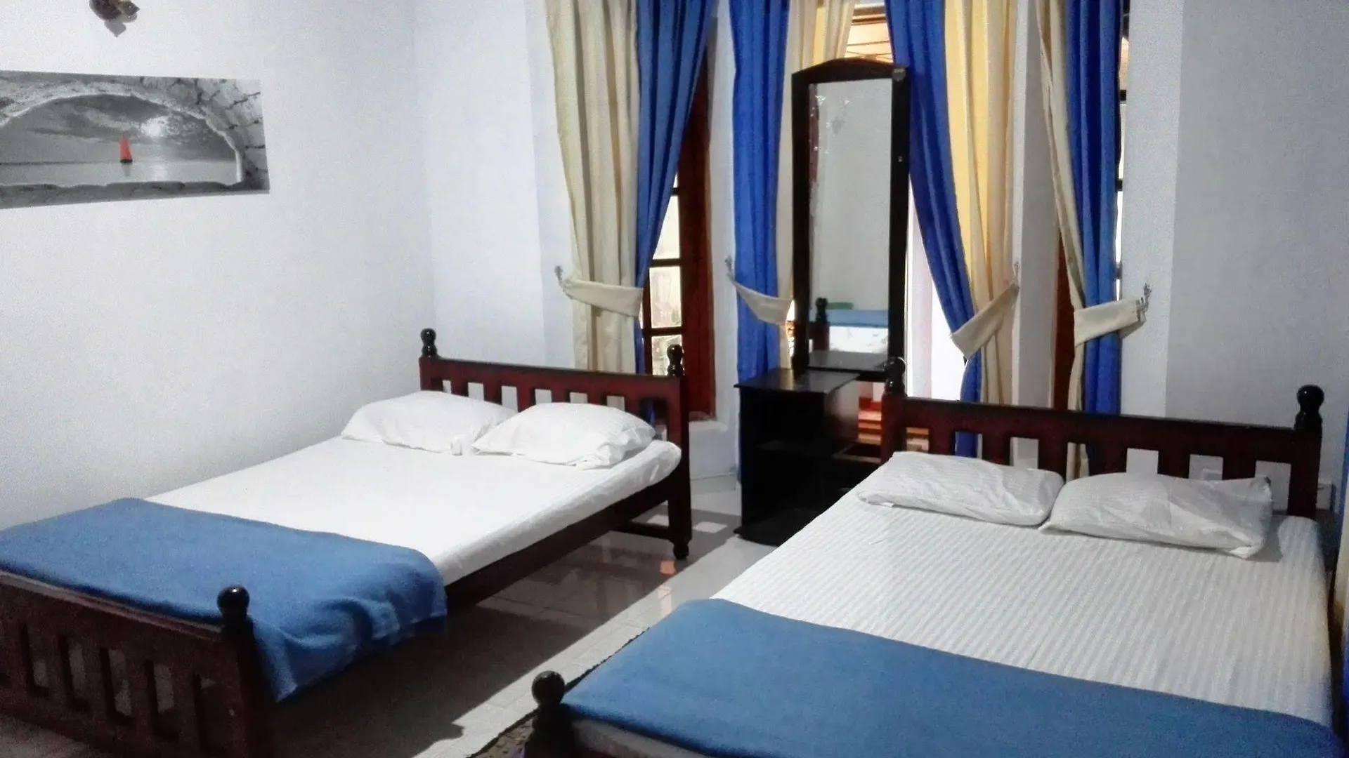 **  The Ambassador Nuwaraeliya Motel Nuwara Eliya Sri Lanka